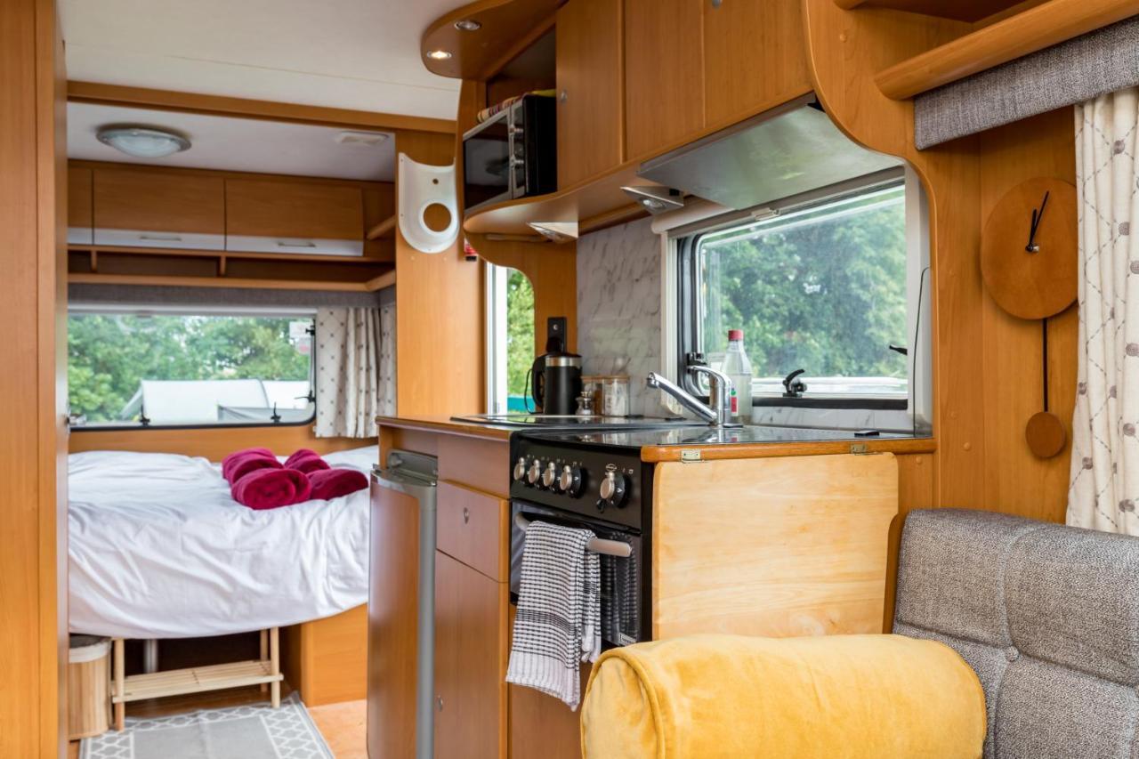 Cosy Caravan On Luxury Campsite Hulme End Luaran gambar