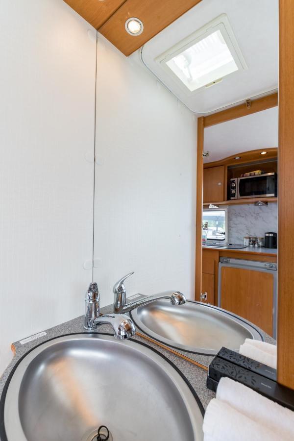 Cosy Caravan On Luxury Campsite Hulme End Luaran gambar