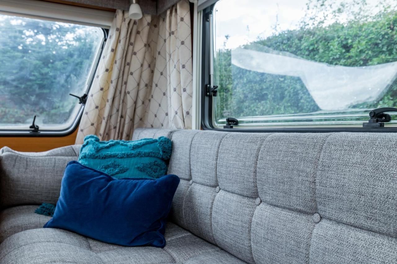 Cosy Caravan On Luxury Campsite Hulme End Luaran gambar