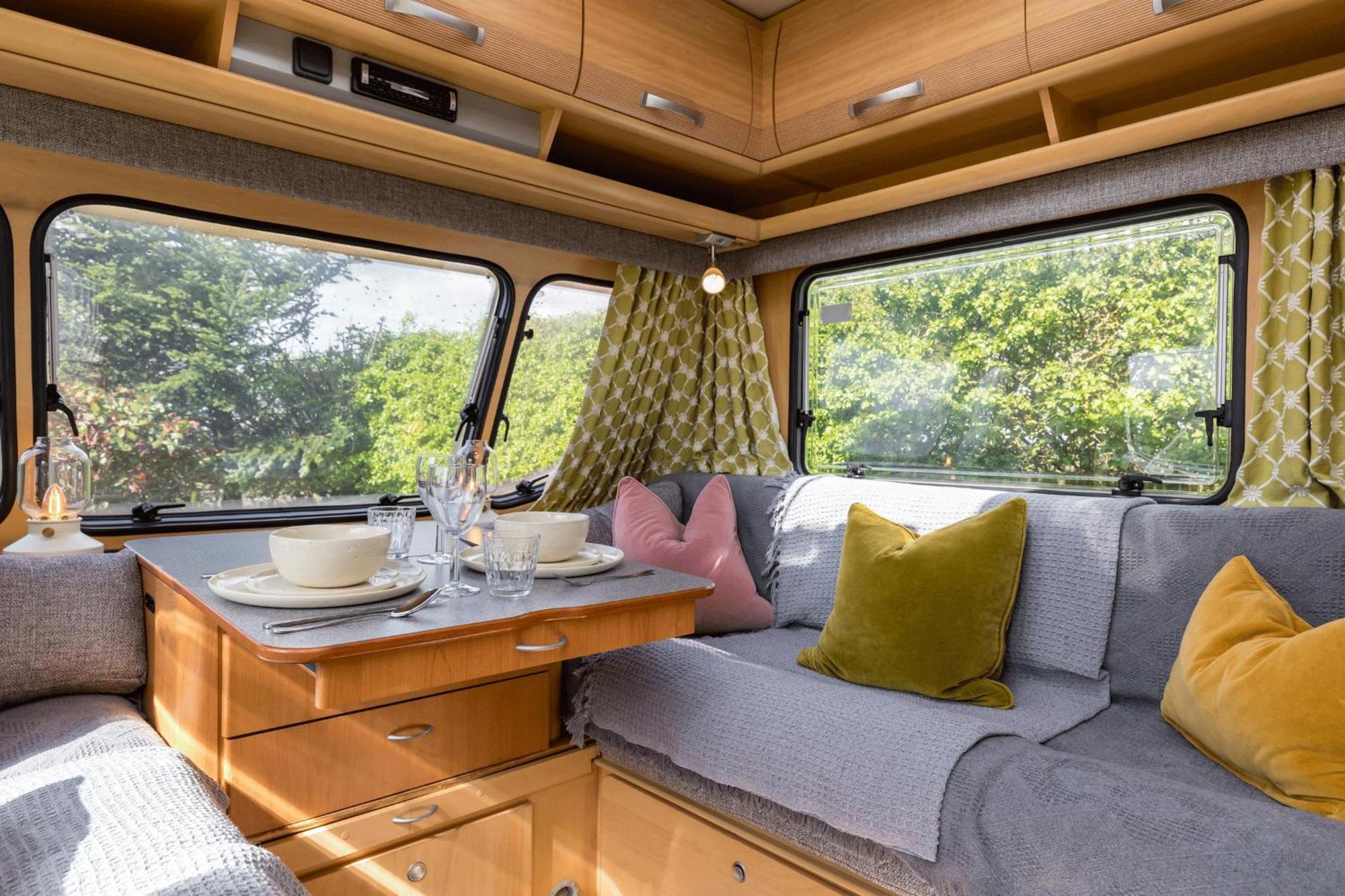 Cosy Caravan On Luxury Campsite Hulme End Luaran gambar