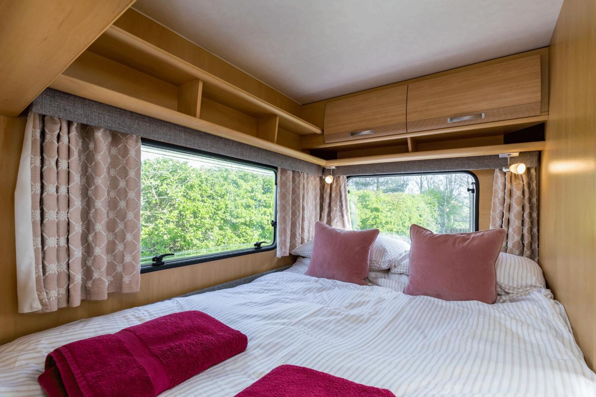 Cosy Caravan On Luxury Campsite Hulme End Luaran gambar
