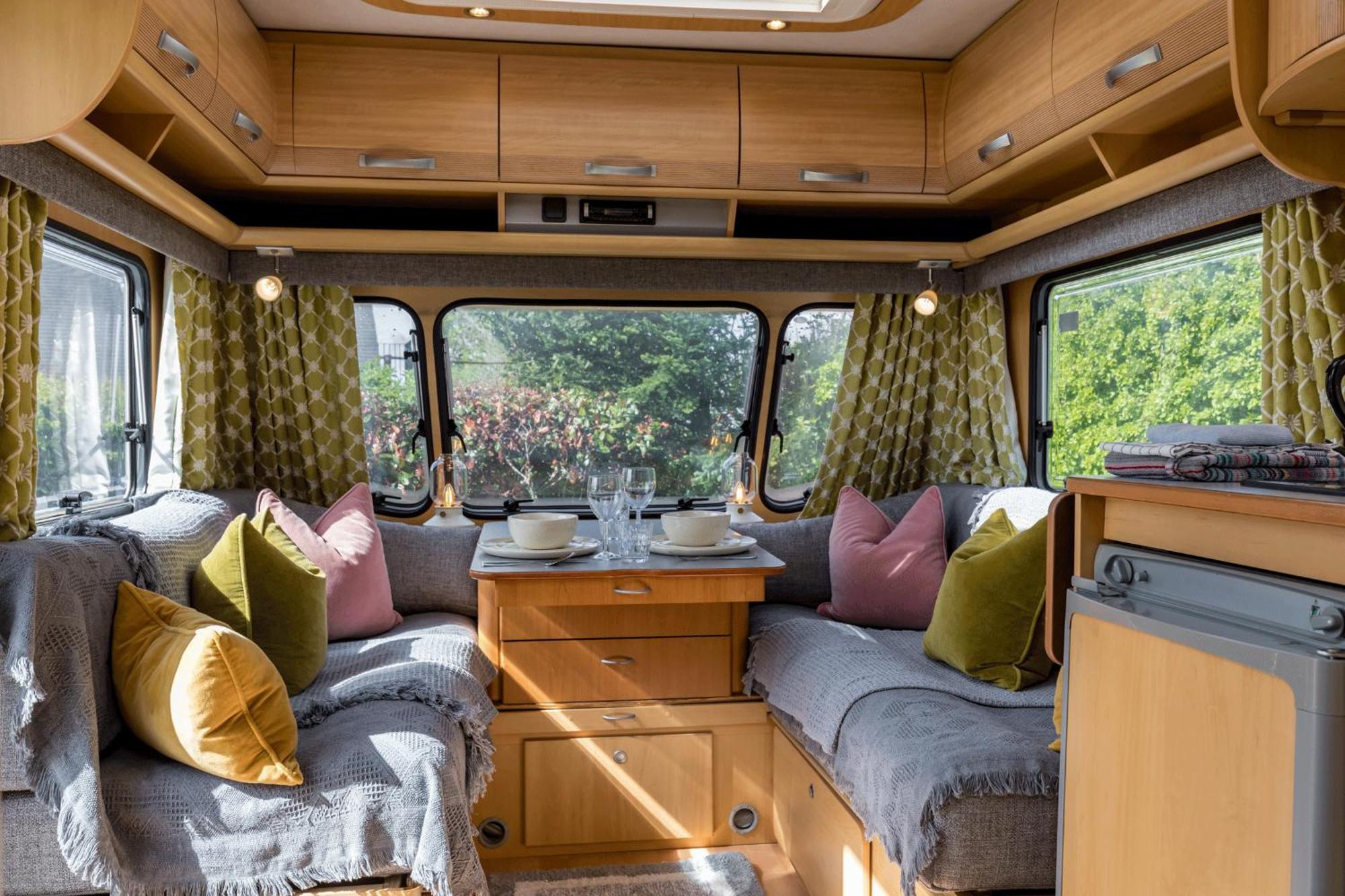 Cosy Caravan On Luxury Campsite Hulme End Luaran gambar